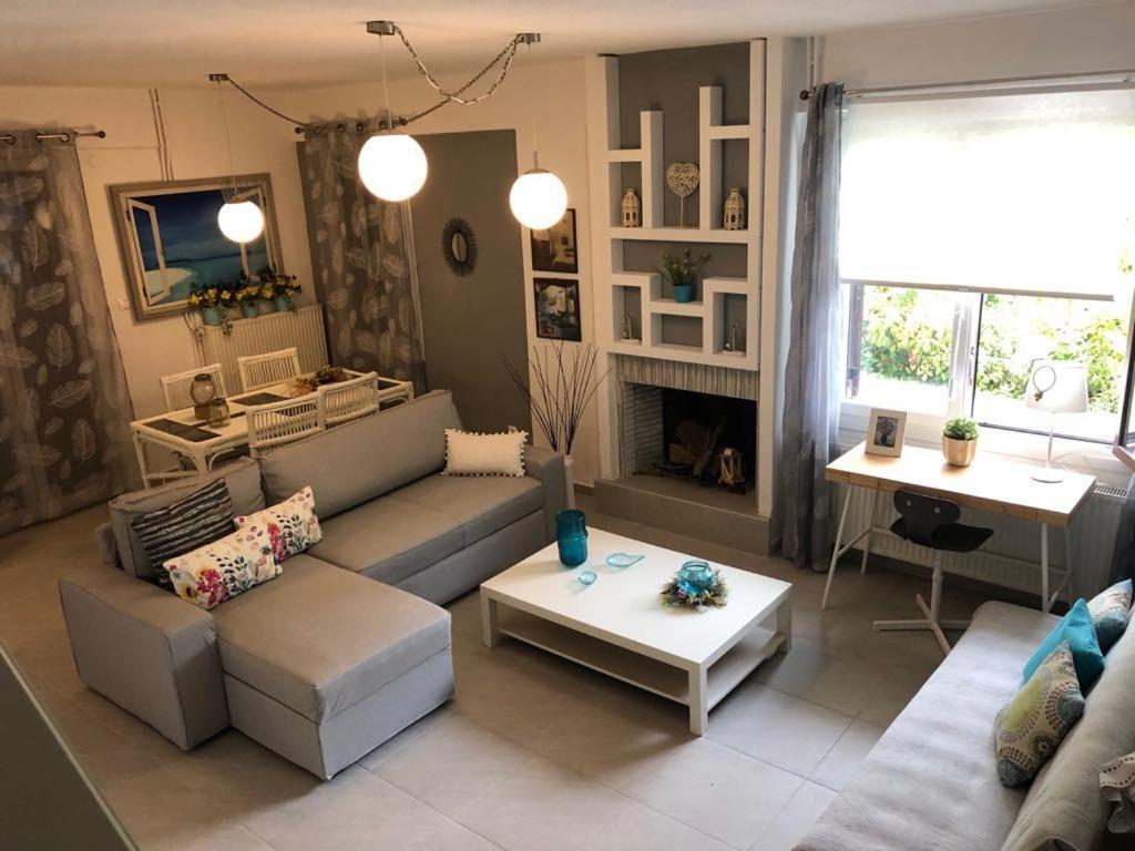 Sofia'S Pearl Beachfront Maisonette Nea Kallikrateia Exteriör bild